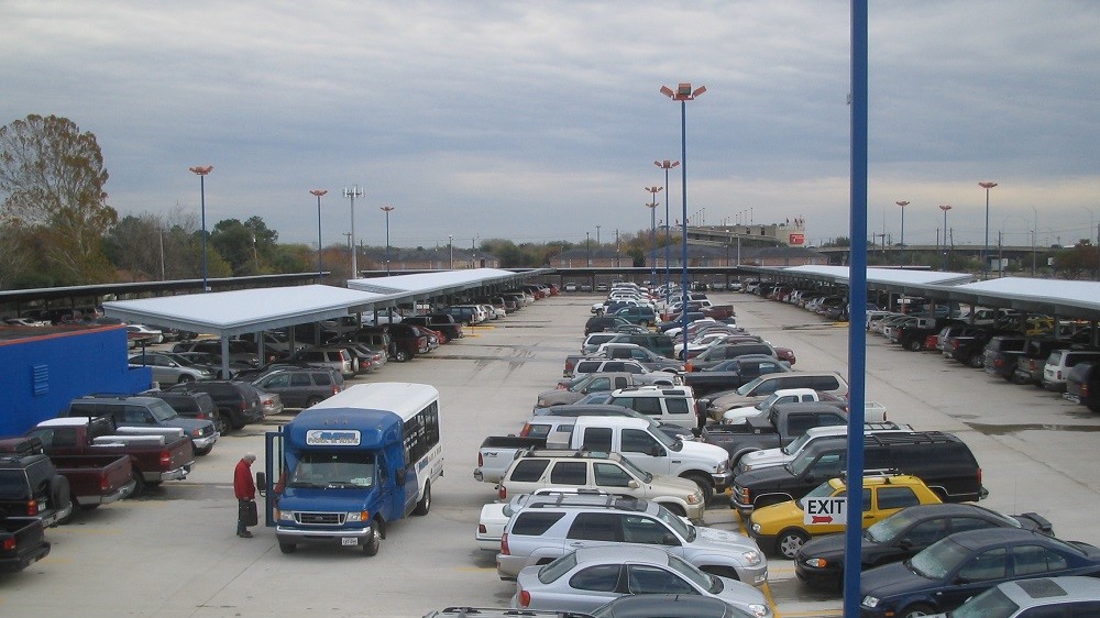 Hobby Airport drop off and pick up with Key Airport Parking.